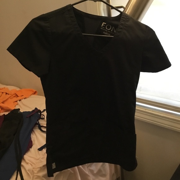 Black Maevn Eon Scrub Top - Picture 1 of 5